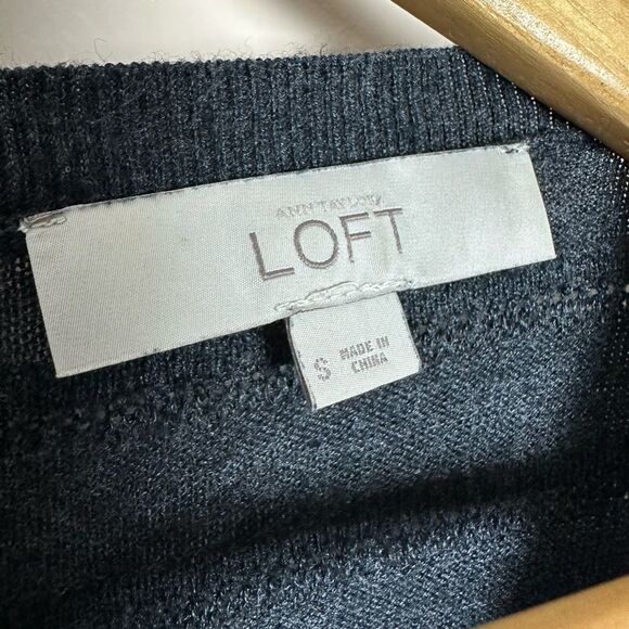 CLEARANCE! Charcoal LOFT Crewneck Sweater Size S EUC - Picture 5 of 5